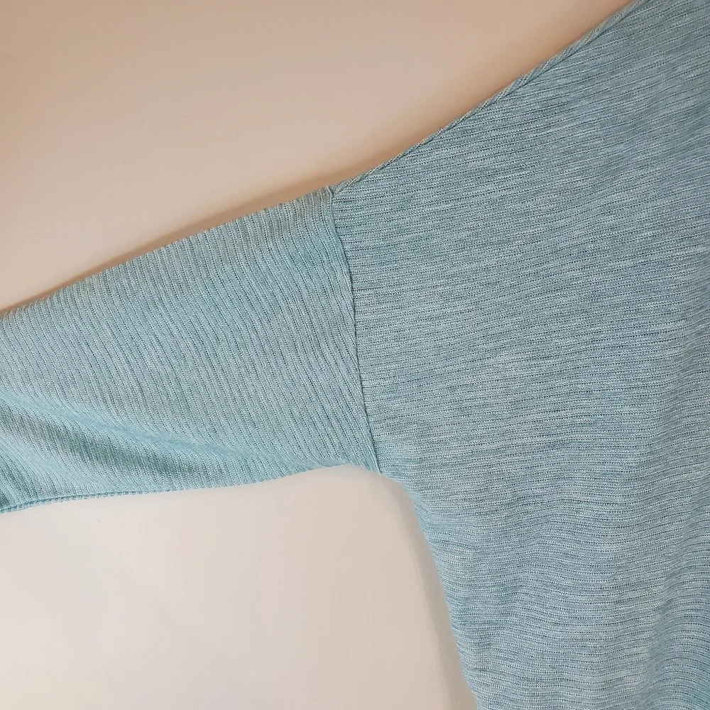 Simply Noelle Tunic Top - Picture 5 of 8